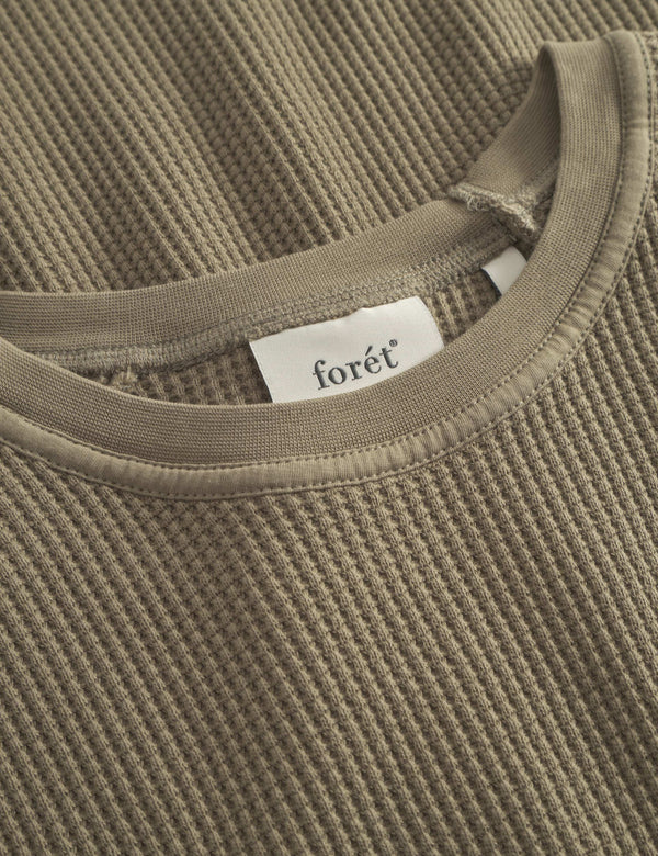 SKY WAFFLE LONGSLEEVE - DUSTY OLIVE