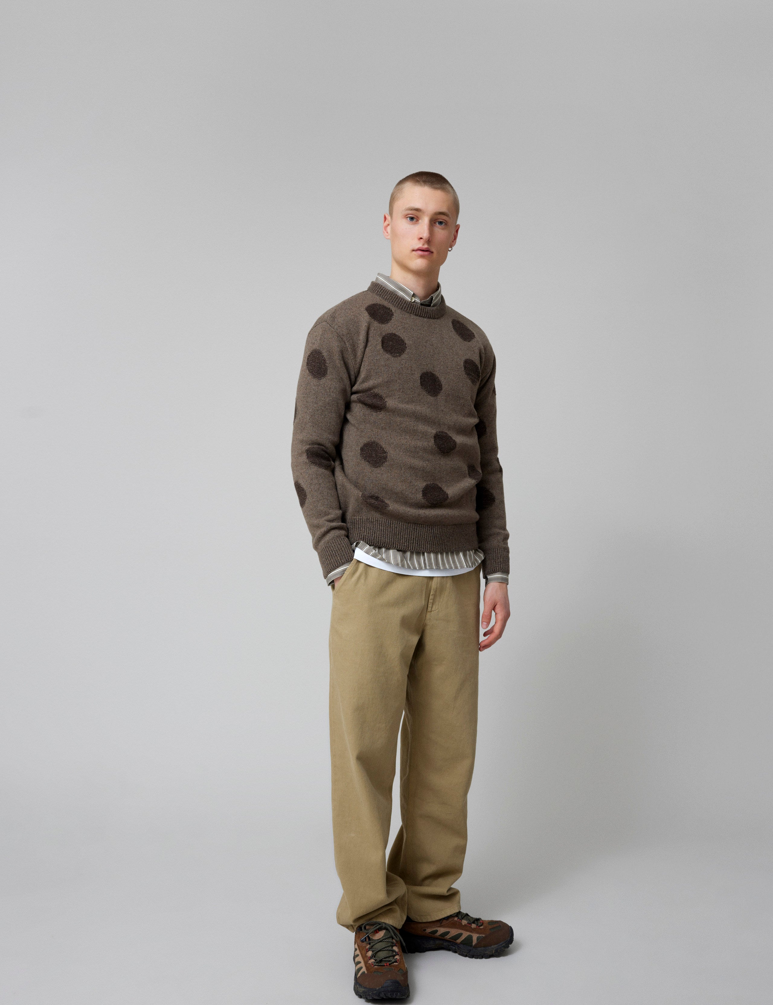 CIRCLE JACQUARD KNIT - COLD BROWN