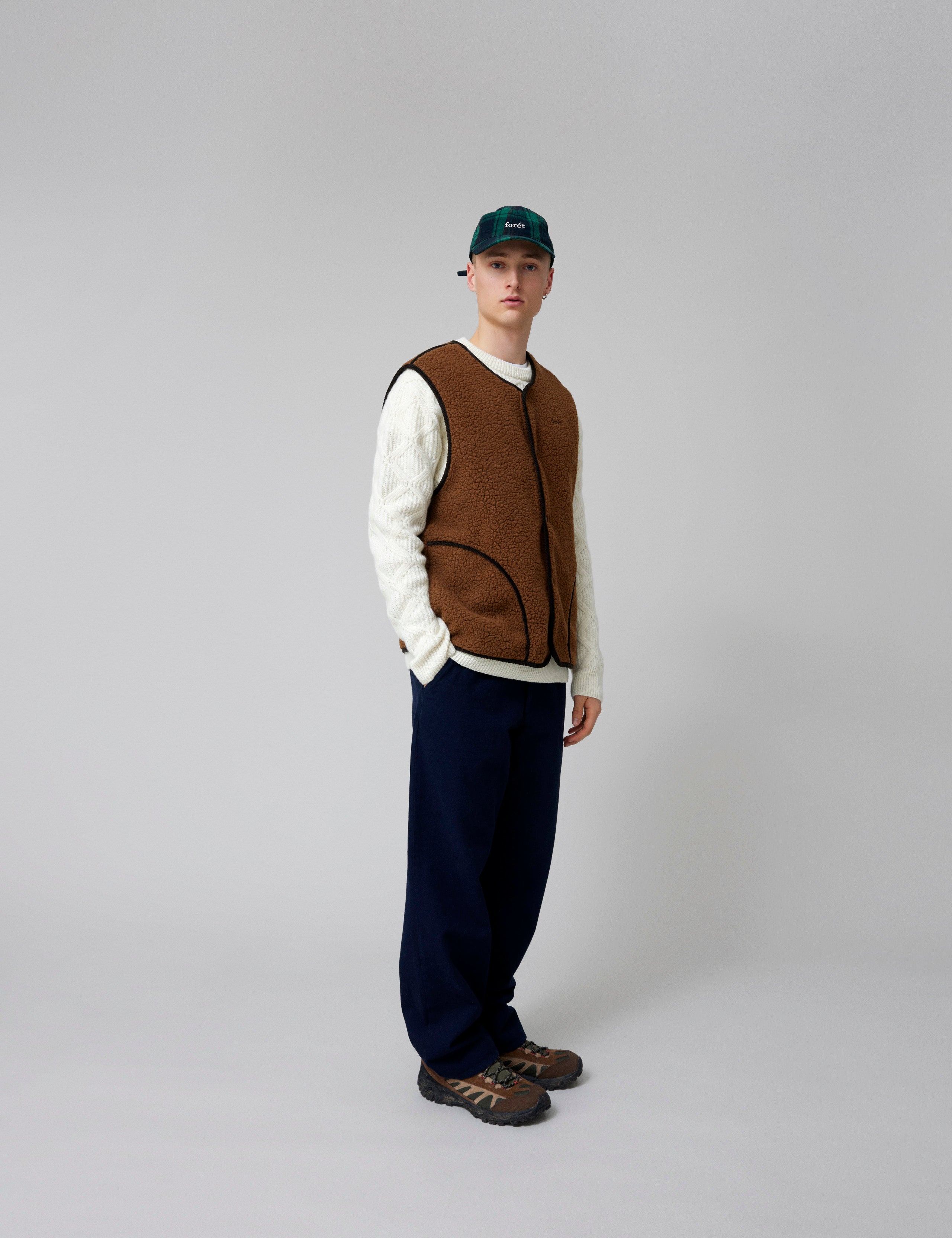 TULIP SHERPA FLEECE VEST - BROWN