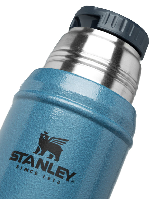 FORÉT X STANLEY TRIGGER-ACTION TRAVEL MUG 0.35 L - BLUE