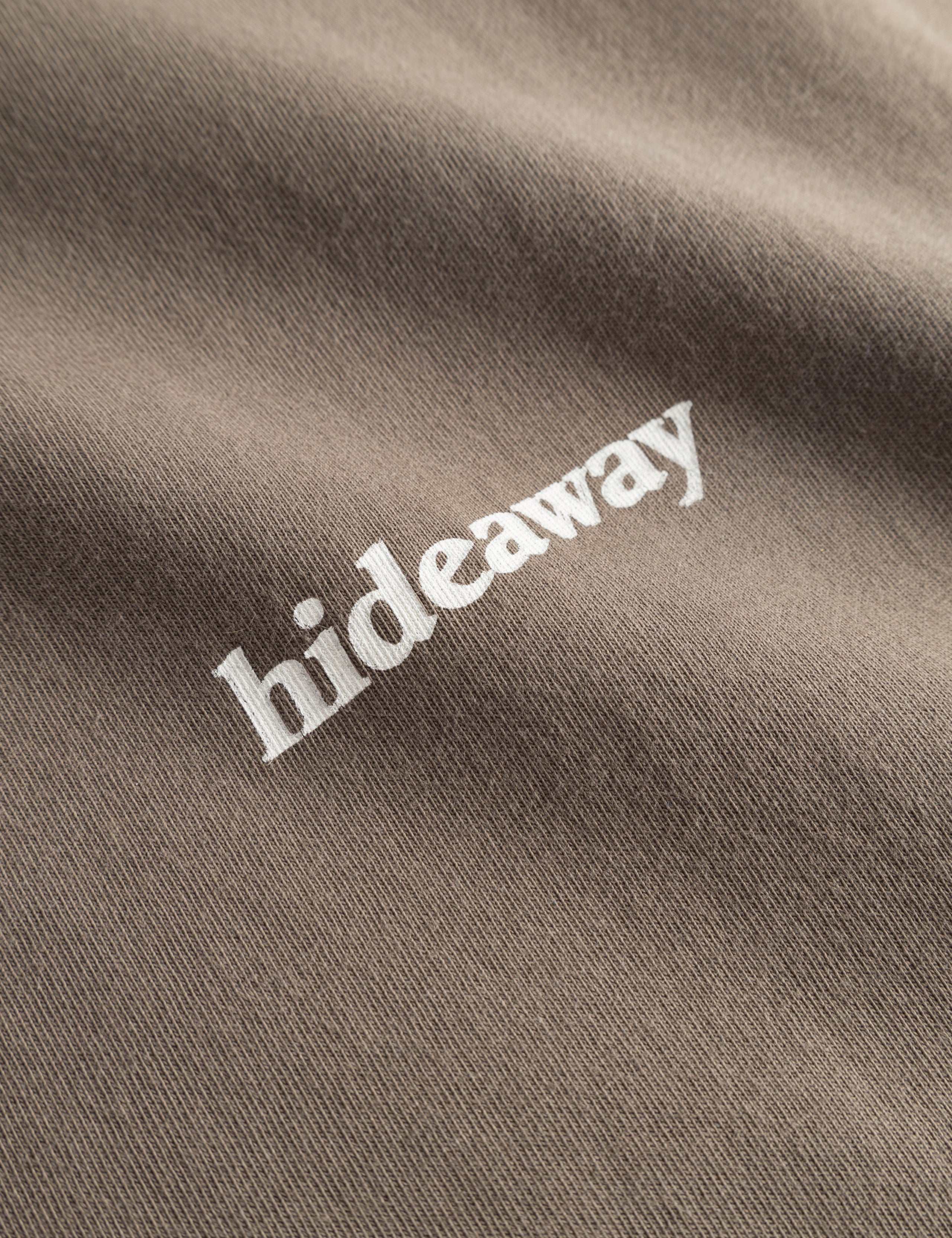 HIDEAWAY T-SHIRT - COLD BROWN/CLOUD