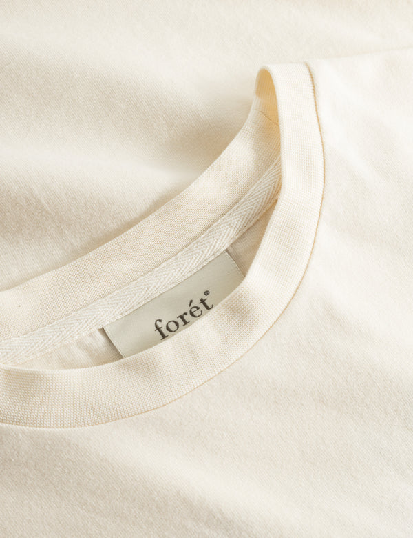 ABODE EMBROIDERY T-SHIRT - CLOUD/NAVY