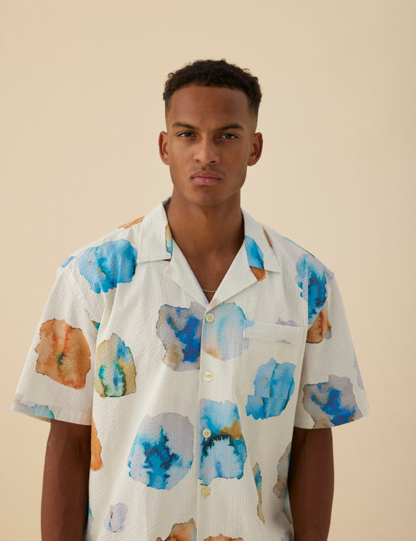 HUSH SS SHIRT - CLOUD PRINTED